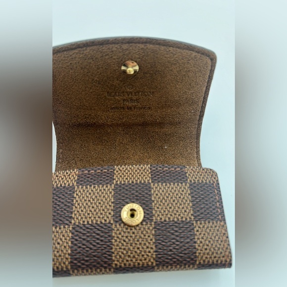 Louis Vuitton Damier Cufflink Case - Picture 11 of 13